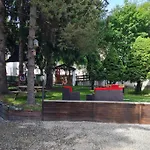 Pensione Bianca Bed & Breakfast 3*