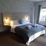 Pensione Bianca Bed & Breakfast 3*