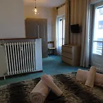 Pensione Bianca Bed & Breakfast 3*